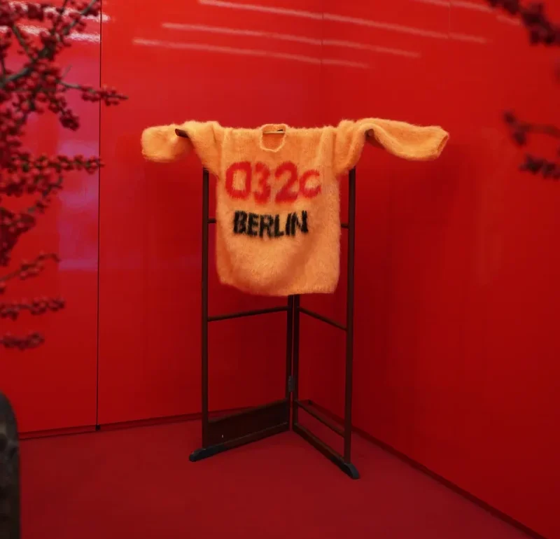 032c Ce Este Acest Brand Și De Ce Provoacă Atâta Agitație