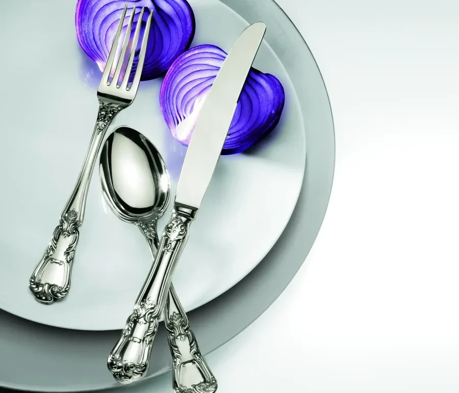 Ce poți cumpăra pentru a 25-a aniversare a căsătoriei