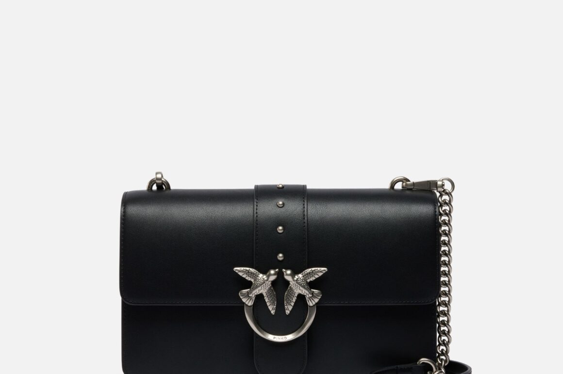 Cum să recunoști o geantă Pinko autentică – ghid 2025