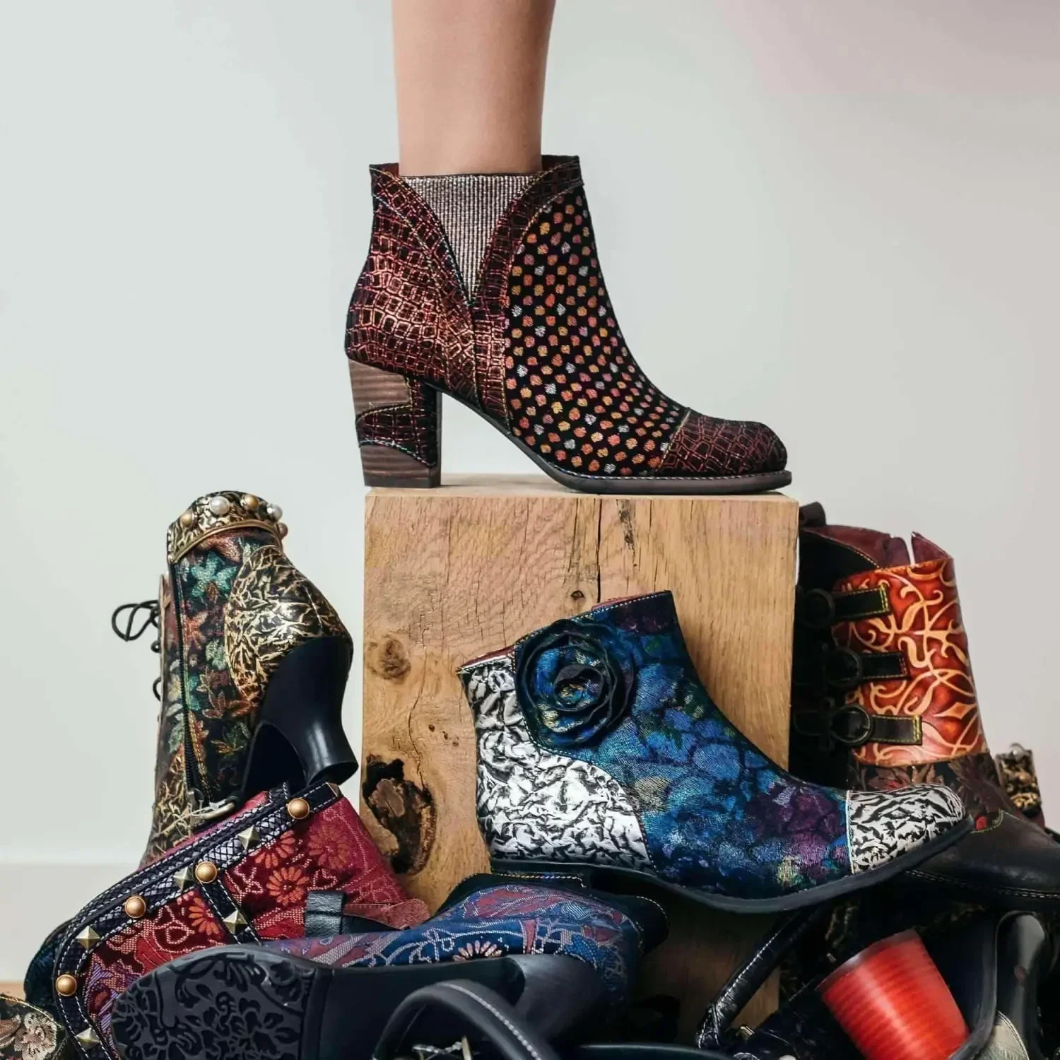 Laura Vita | Stilul său unic de design