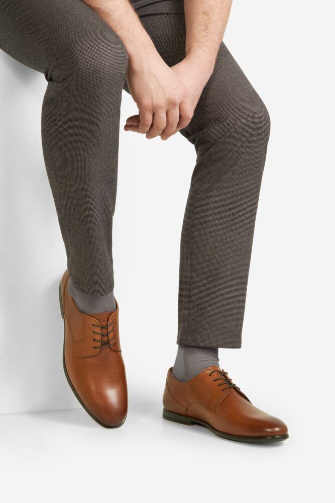 Pantofi eleganți pentru bărbați