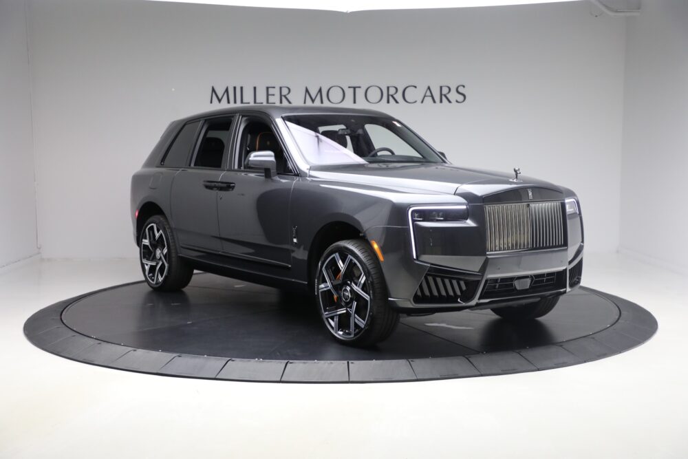 Care este prețul Rolls Royce Cullinan Black Badge 2026