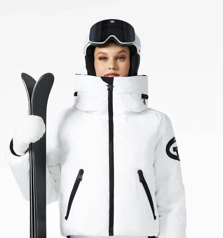 Marka Goldbergh Este Regina Zapezii Pe Partii Si O Icoana Ap