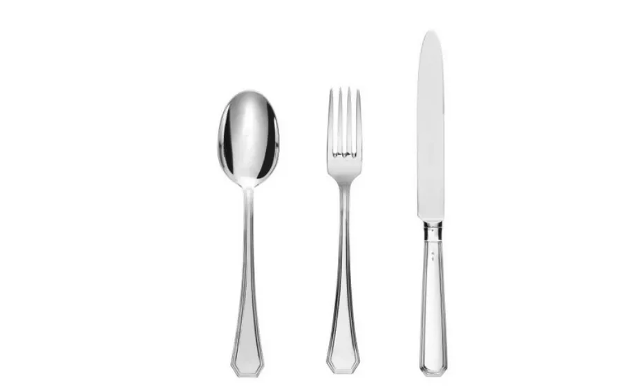 Reguli de Aranjare a Mesei