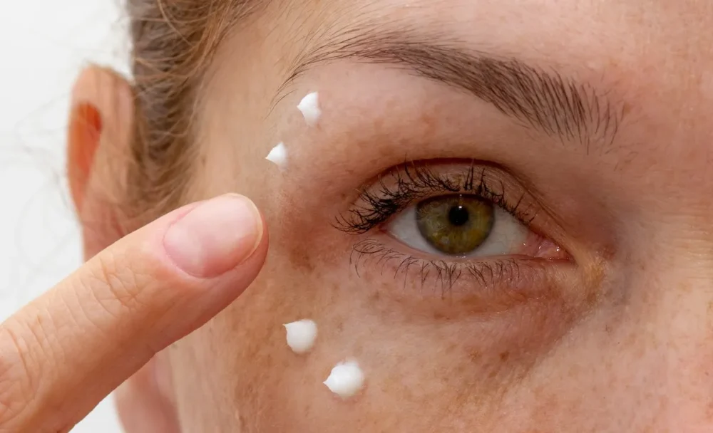 Cremă de ochi de marcă