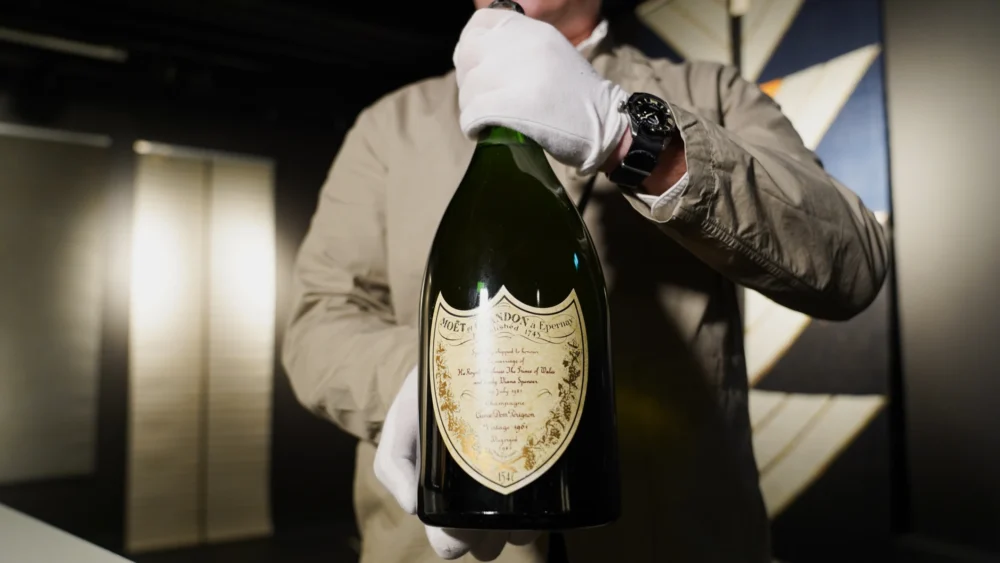Dom Pérignon Charles & Diana 1961 – sticlă regală, vintage legendar