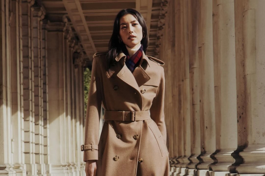 Trenciuri Burberry