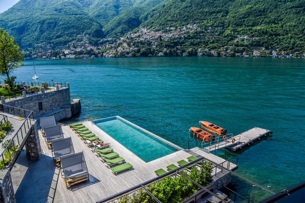 Como Lacul Italian